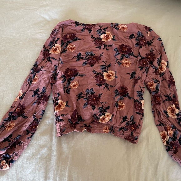 American eagle v neck floral blouse - Picture 3 of 3